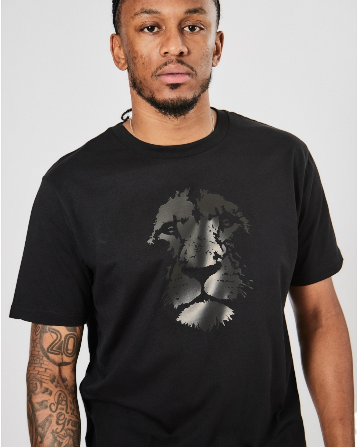 Lion Face Tshirt Majestic Lion of Judah Shirt Minimal Lion Graphic Lion Lovers Gift Wild Lion Shirt Animal Lover Tee Unisex Gift For Him