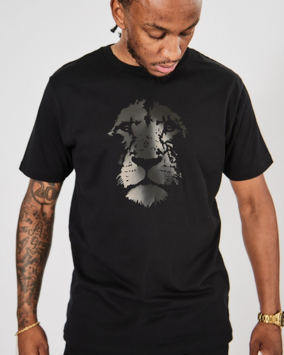 Lion Face Tshirt Majestic Lion of Judah Shirt Minimal Lion Graphic Lion Lovers Gift Wild Lion Shirt Animal Lover Tee Unisex Gift For Him