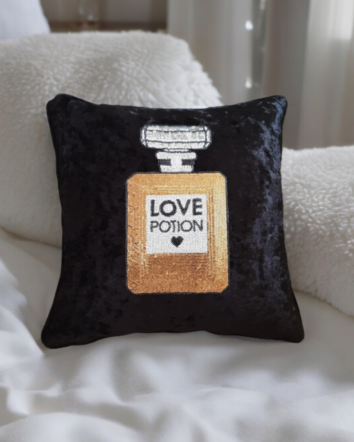 Love Velvet Cushion Cover Love Potion Premium Pillow Heart Cushion For Living Room Heart Pillow For Bedroom Luxury Decorative Cushion Gift