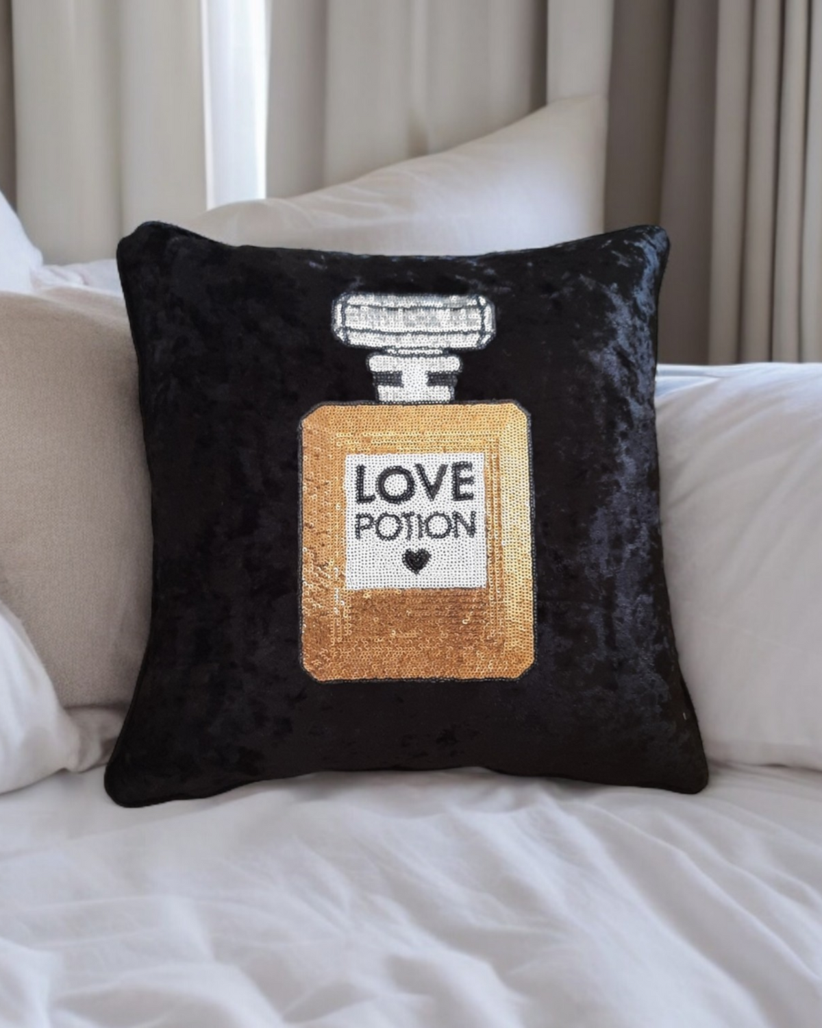 Love Velvet Cushion Cover Love Potion Premium Pillow Heart Cushion For Living Room Heart Pillow For Bedroom Luxury Decorative Cushion Gift