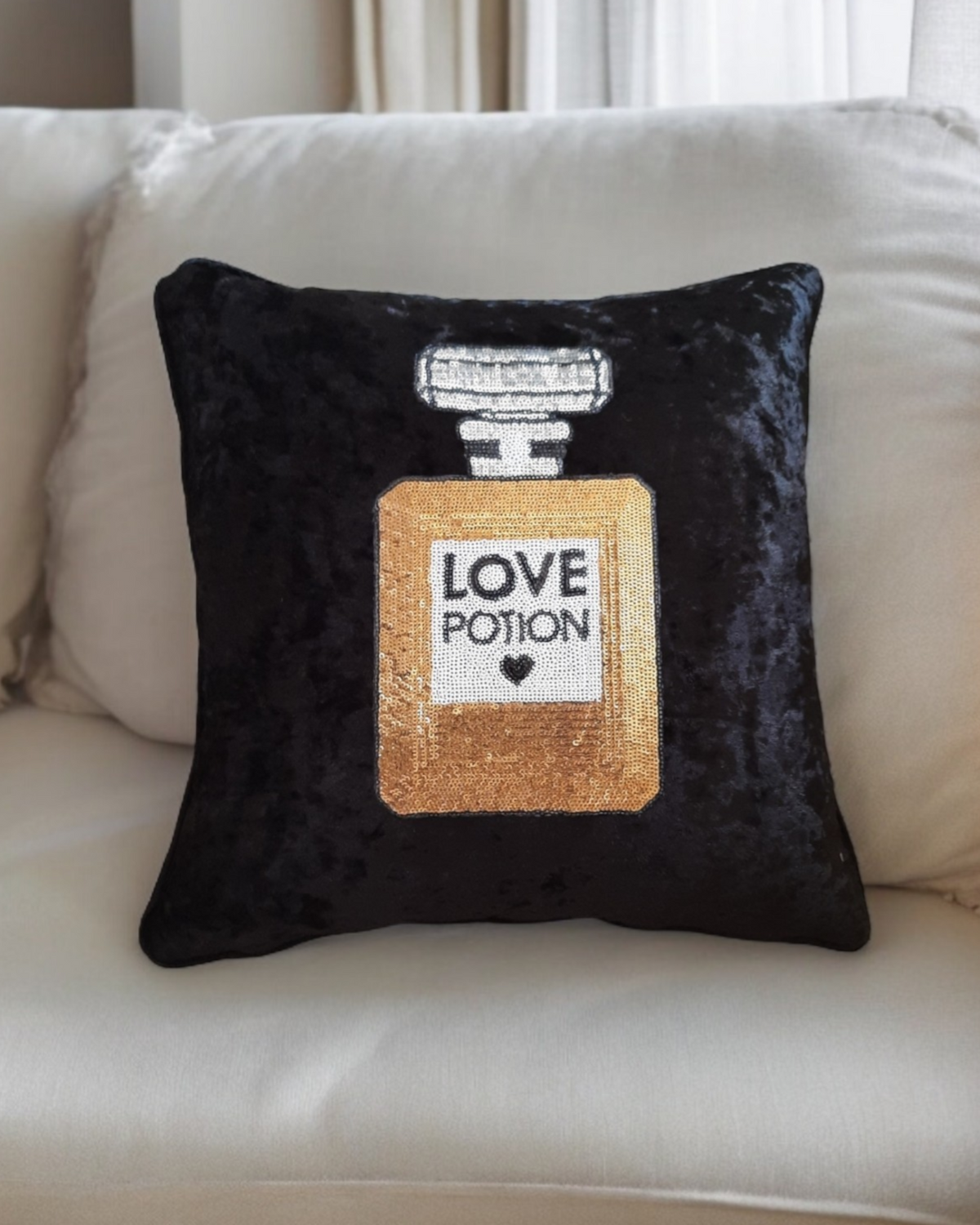 Love Velvet Cushion Cover Love Potion Premium Pillow Heart Cushion For Living Room Heart Pillow For Bedroom Luxury Decorative Cushion Gift