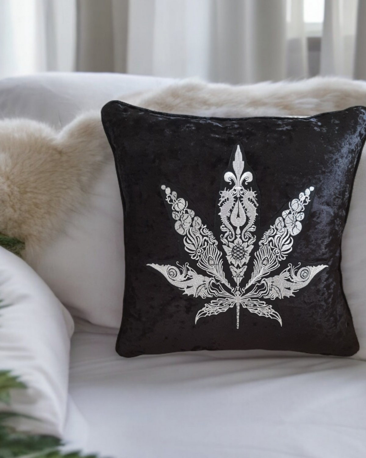 Weed Leaf Cushion Cover Cannabis Pillow Cover Weed Throw Pillowcase Marijuana Leaf 420 Cannabis Cushion Cover Home Decor MaryJane Pillowcase