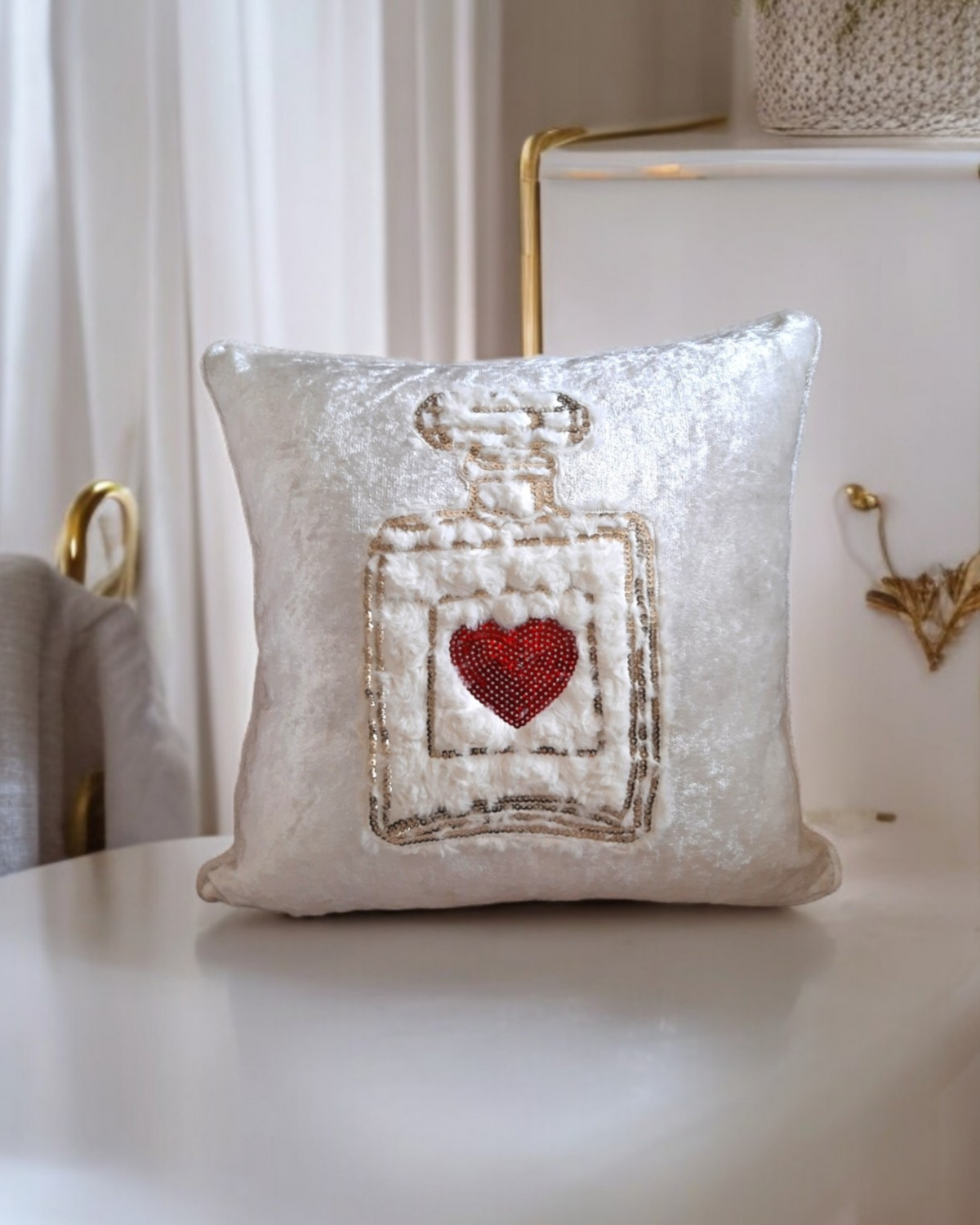 Love Heart Velvet Cushion Cover Love In A Bottle Textured Fur Pillow Red Sequin Love Heart Valentine Day Gift For Her Handmade Cushion Cover